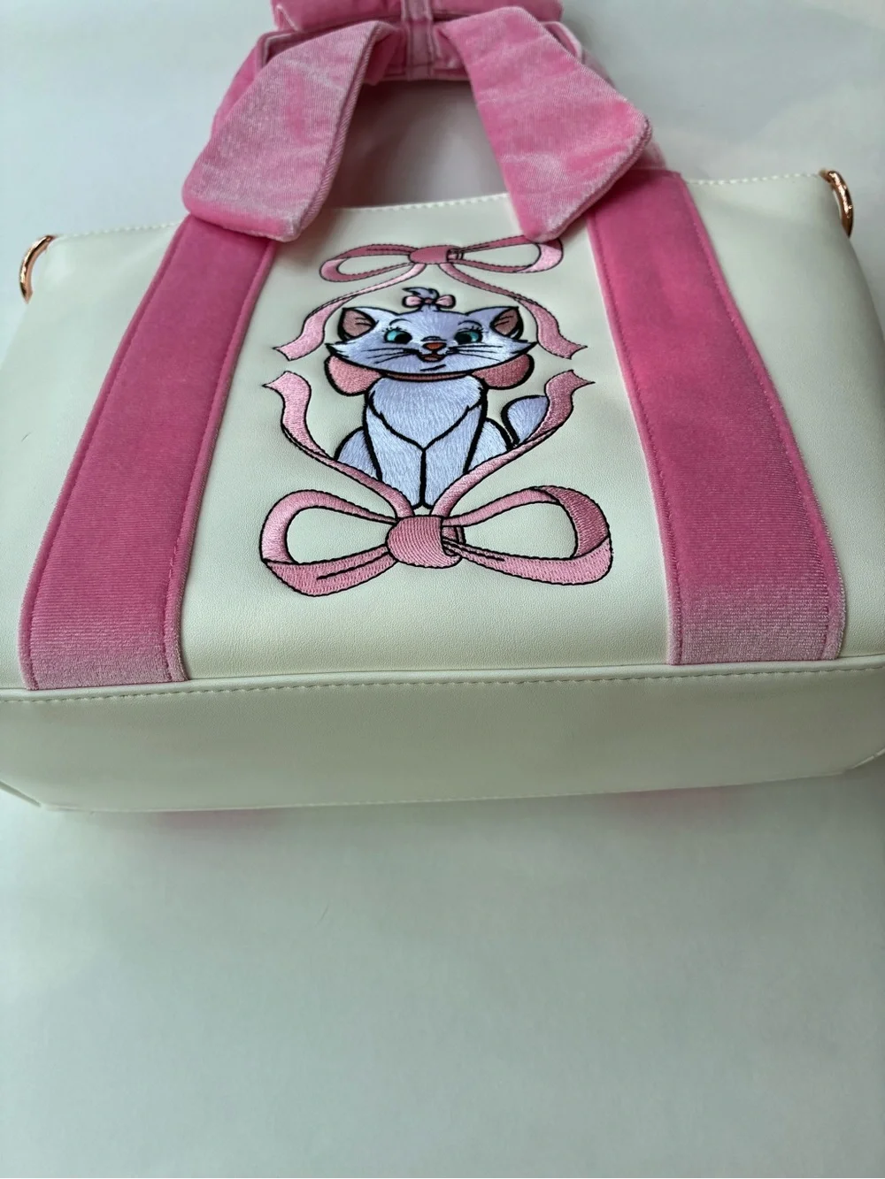 Loungefly Disney Aristocats Marie Pink Velvet Bow Tote Crossbody Handbag